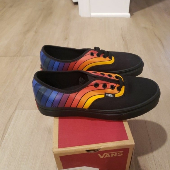 vans shoes authentic - Picture 3 of 6